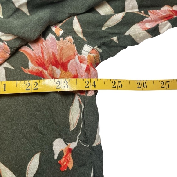 Torrid Harper Olive Green Floral Challis Popover Blouse 2X Cottagecore Tropical - Picture 9 of 11
